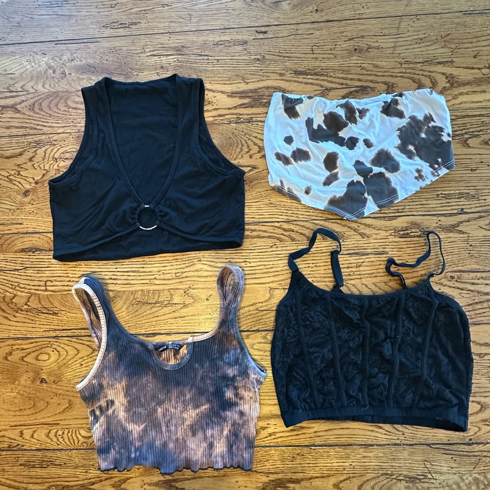 Crop top lot of 4 sz S